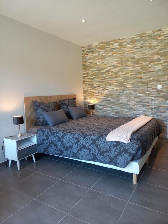 Le Restauration Netflix Et Jacuzzi Proche Des Grands Lacs